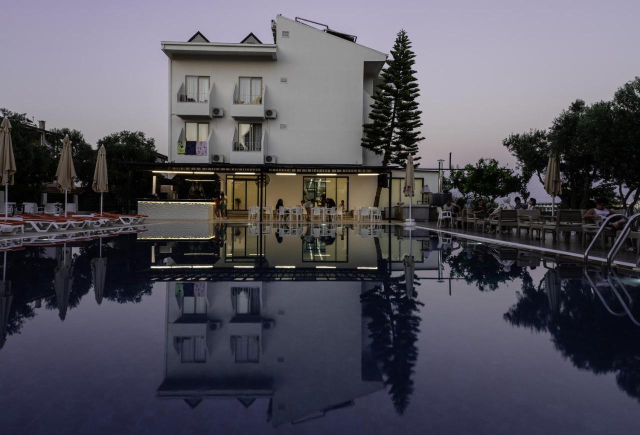 Hotel Sunset 3*